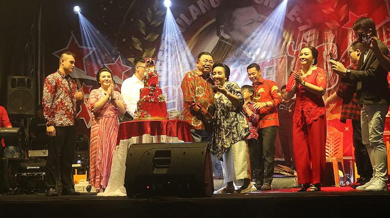 Ribuan Masyarakat Kalimantan Barat Hadiri Syukuran Ulang Tahun Ke-70 Cornelis